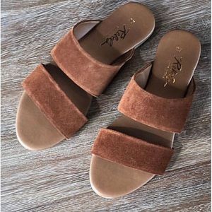 Tan Flat Sandal